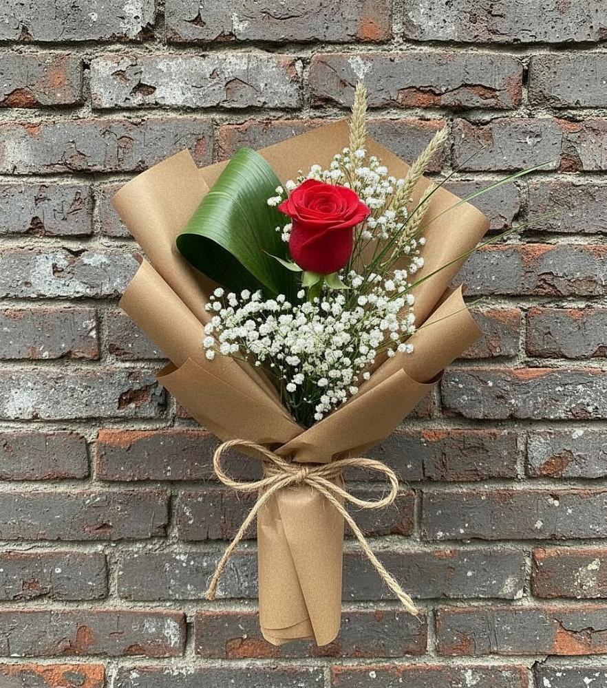 Букет цветов из: Розы в Павловске Алтайского края