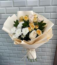 Букет цветов из:  Розы и Хризантемы в Павловске Алтайского края