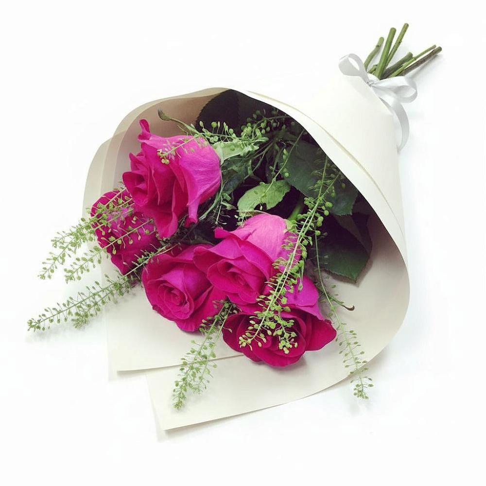 Букет цветов из: Розы в Павловске Алтайского края