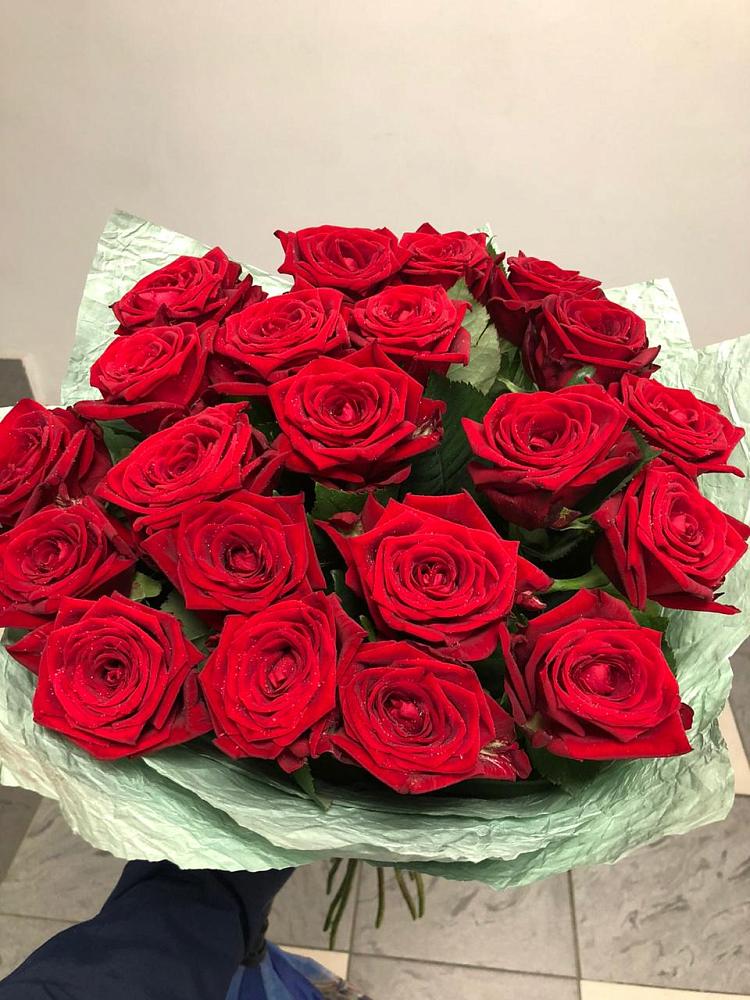 Розы Классика в Павловске Алтайского края Букет Классика в Павловске Алтайского края