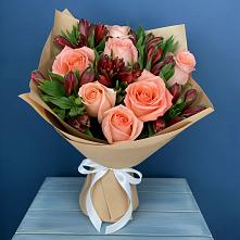 Букет цветов из:  Розы и Альстромерии #REPLACE_PRED# Павловске Алтайского края