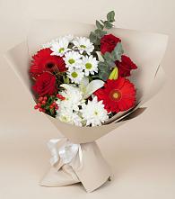 Букет цветов из:  Розы, Хризантемы, Герберы и Лилии в Павловске Алтайского края