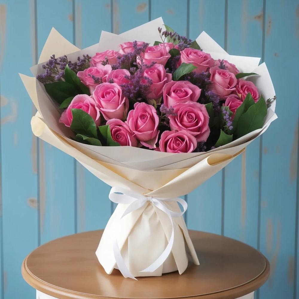 Букет цветов из: Розы в Павловске Алтайского края