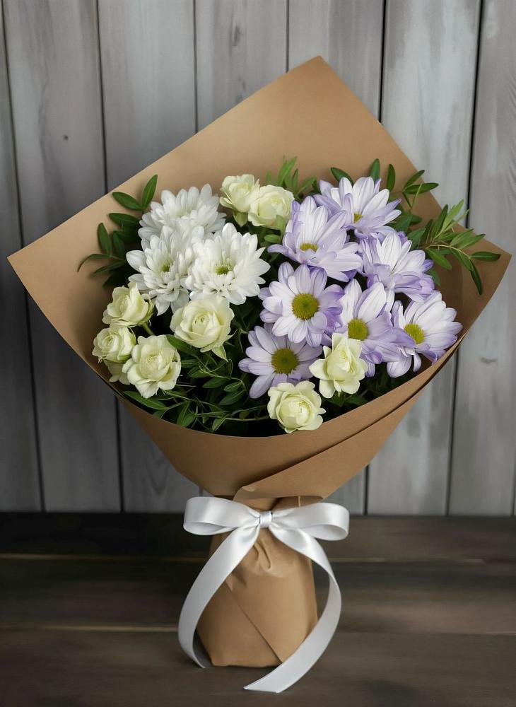 Букет цветов из: Хризантемы и Розы в Павловске Алтайского края